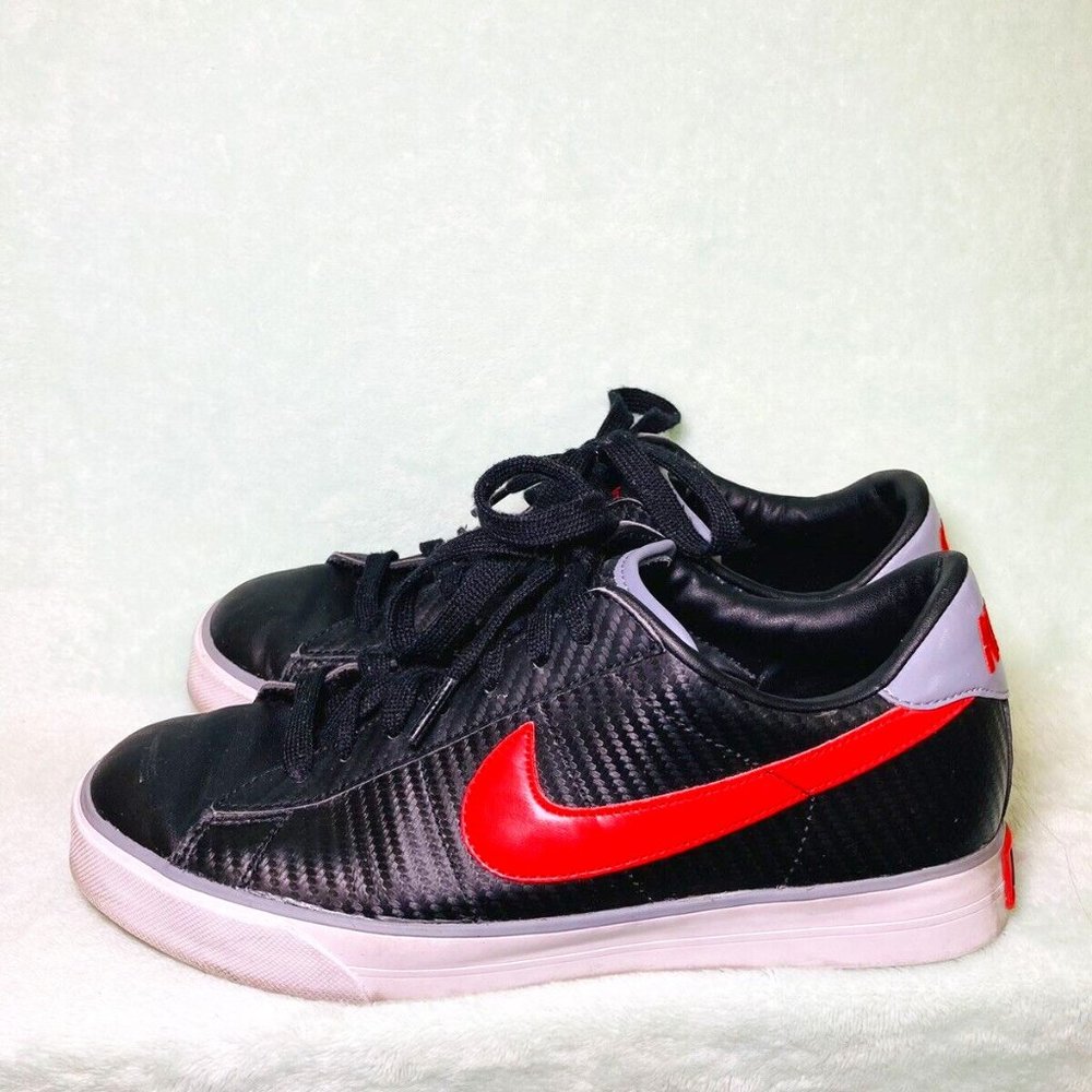Nike - 2011 Women’s Sweet Classic Size 8.5 - Leather, Black and Red